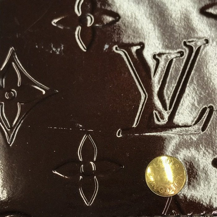 LOUIS VUITTON ルイヴィトン ヴェルニ アンヴェロップ カルト ドゥ ヴィジット カードケース レディース エナメル 名刺/パスケース アマラント M91409 中古 T1