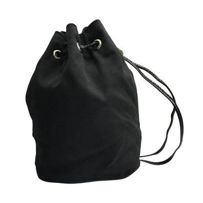 GUCCI グッチ 巾着ポーチ レディース ナイロン ミニバッグ 四角 無地 ブラック 039 0973 002113 中古 T1