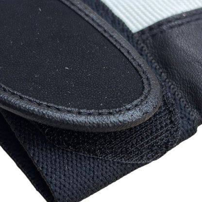 NIKE ナイキ SHOW TEAM バッティンググローブ 左手用 サイズM メンズ AGB0096 スポーツ スポーツ用品 野球 大人用 中古 W４