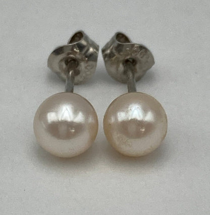 Pt900 5.0mm-5.5mmパール ピアス 中古 D4