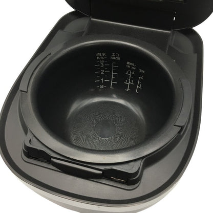 タイガー 炊飯器 3.5合 圧力IH 炊きたて 炊飯ジャー ご泡火炊き TIGER ピュアブラック 3合 JPD-G060-KP 中古 Y4