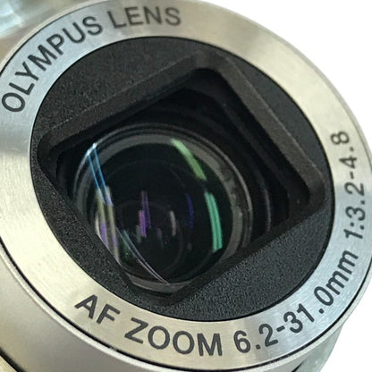 OLYMPUS オリンパス コンパクトデジタルカメラ シルバー 光学5倍ズーム 旅行時 乾電池式 FE-310 中古 T1