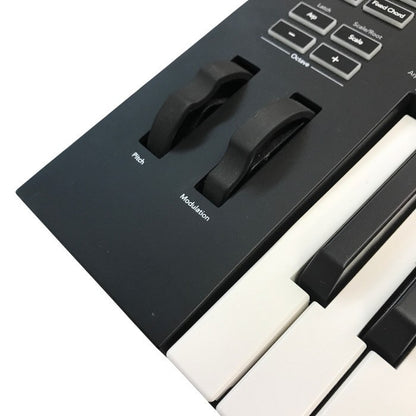 novation ノベーション Launchkey61 MK3 MIDIキーボード ブラック USB コントローラー 作曲 打ち込み 中古 T1