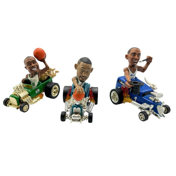 ホットウィール Radical Rides アントワン・ウォーカー グラント・ヒル アンファニー・ハーダウェイ ミニカー ホビー おもちゃ バスケットボール選手 車 コレクション 中古 W４