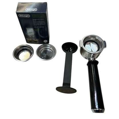 De'Longhi デロンギ エスプレッソメーカー ECP3220J-R パッションレッド コーヒー キッチン家電 エスプレッソ カプチーノ 中古 W４