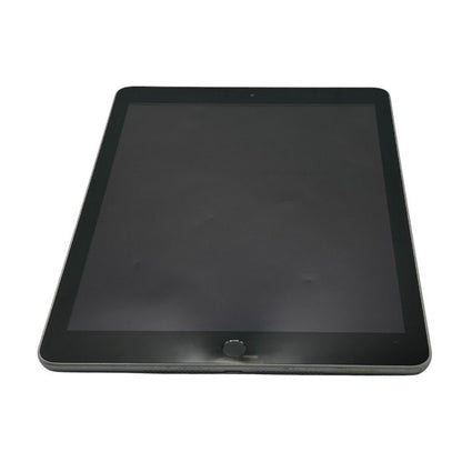 apple アップル iPad アイパッド 第5世代 32GB 本体 タブレット Wi-Fiモデル 9.7型 中古 W４
