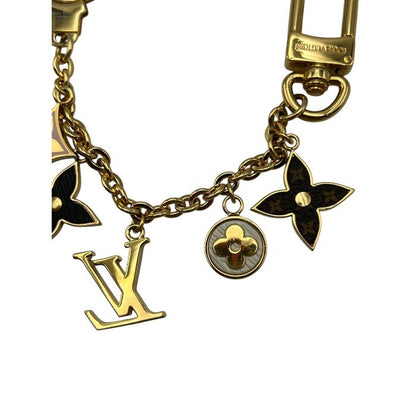 LOUIS VUITTON ルイヴィトン ビジュー サック シェンヌ・スプリング ストリート キーホルダー M68999 キーアクセ エピ モノグラム ブランド 中古 W４