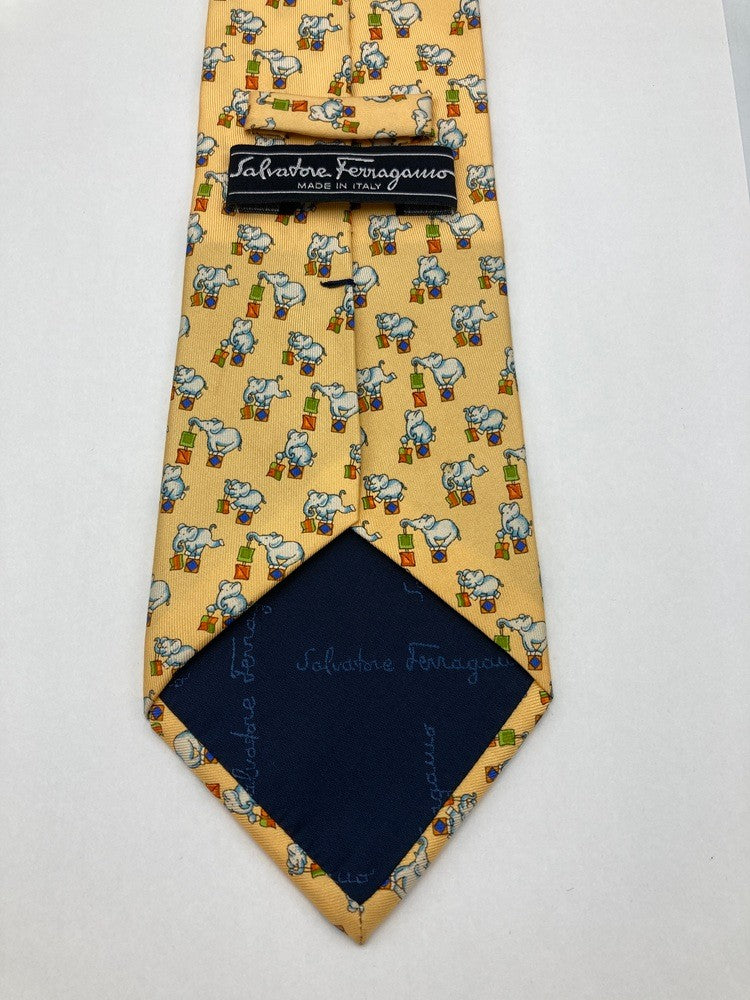 Salvatore Ferragamo サルヴァトーレ フェラガモ アニマル ゾウ柄 ネクタイ シルク100％ 中古 D4