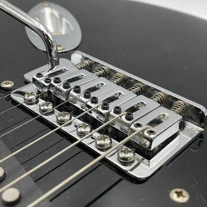 Fernandes ストラトタイプ エレキギター 3シングル 黒 22F 中古 R4