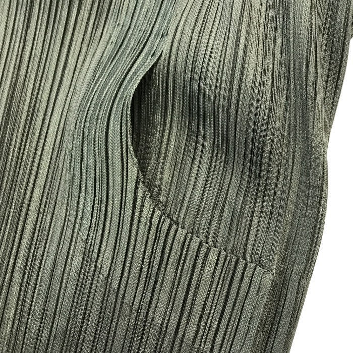 PLEATS PLEASE プリーツプリーズ イッセイミヤケ ショートパンツ レディース ISSEY MIYAKE ポリエステル カーキ 2サイズ PP91-JF401 中古 T1