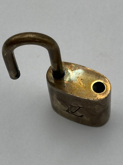 LOUIS VUITTON ルイヴィトン  パドロック 南京錠 No.325 中古 D4