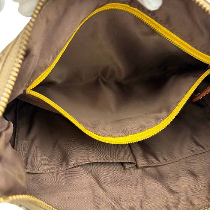russet ラシット ショルダー バッグ カーキベージュ 鞄 肩掛け 斜め掛け 小さめ レディース かわいい 中古 W４