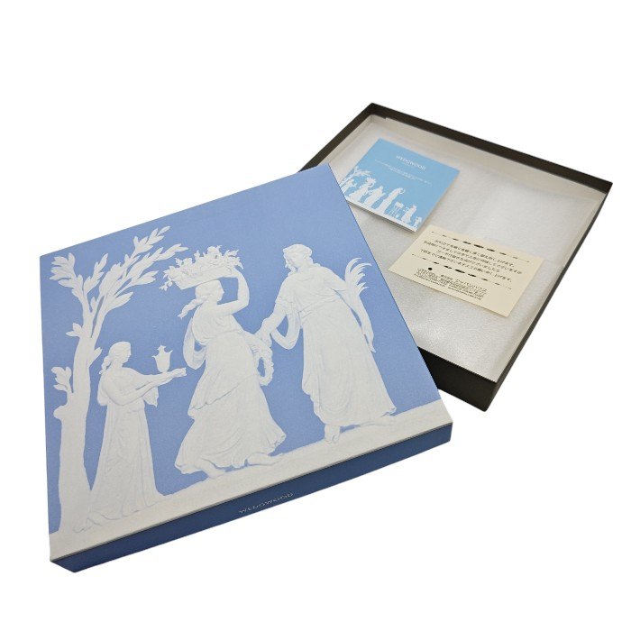 WEDGWOOD ウェッジウッド INTAGLIO インタグリオ PLATINUM プラチナ スクエアディッシュ 5C108200020 中古 H4