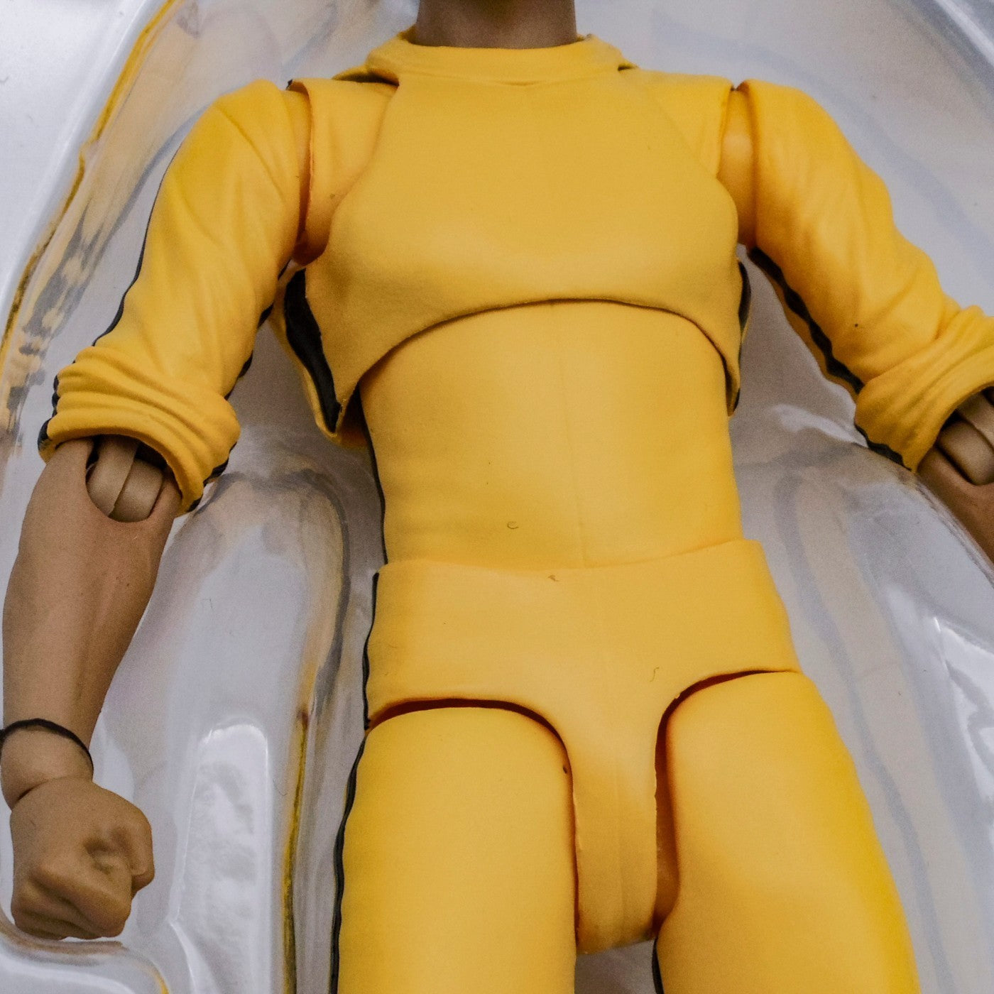 BANDAI S.H.フィギュアーツ ブルース・リー(Yellow Track Suit) 中古 a1