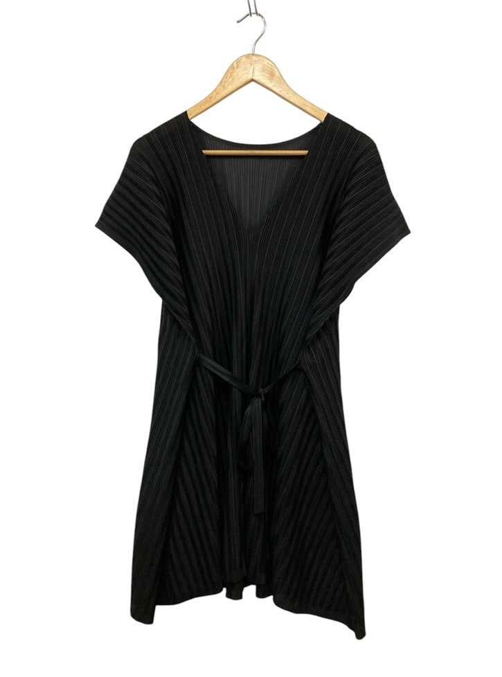 PLEATS PLEASE プリーツプリーズ イッセイミヤケ フレンチスリーブ カットソー サイズ3 ブラック 中古 D4