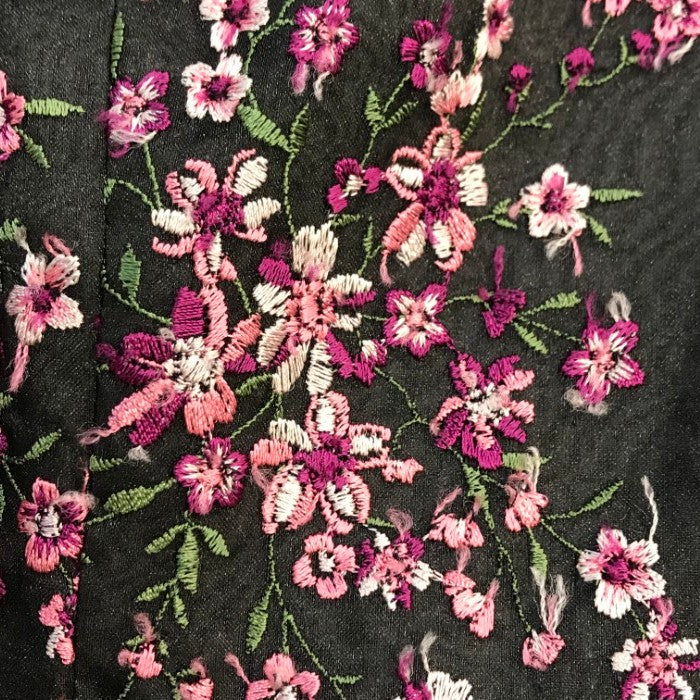 TOCCA トッカ ワンピース レディース 春夏 ノースリーブ 膝丈 花柄 総柄 ドレス 刺繍 ピンク/ブラック 2サイズ OPTOKW0560 中古 T1