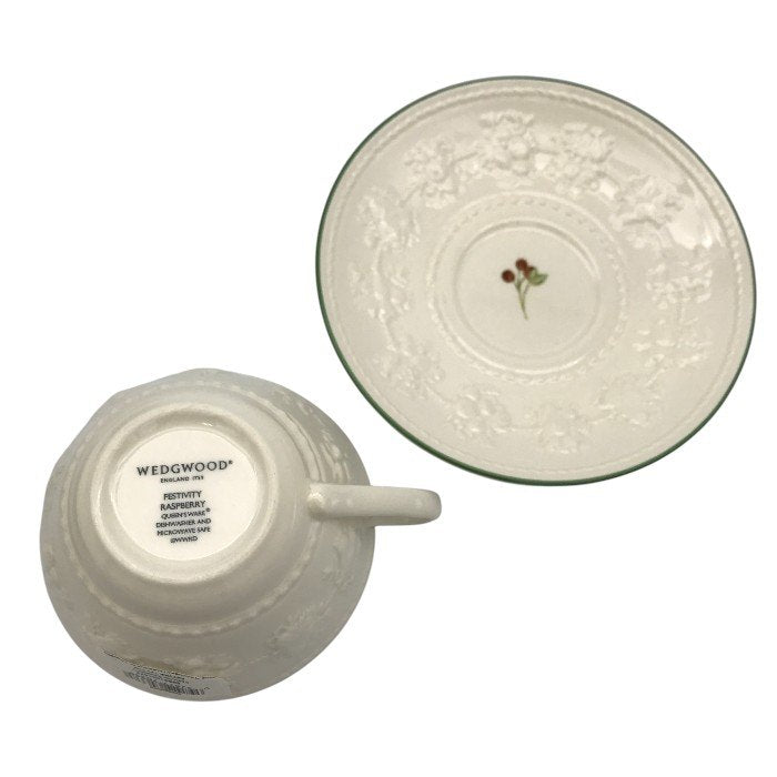 Wedgwood ウェッジウッド フェスティビティ ラズベリー ハニーセット ティーカップ/ソーサー プレート ペア Festivity Raspberry 中古 T1