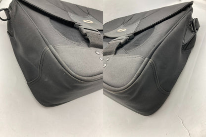 OAKLEY オークリー ビジネスバッグ 中古 D4