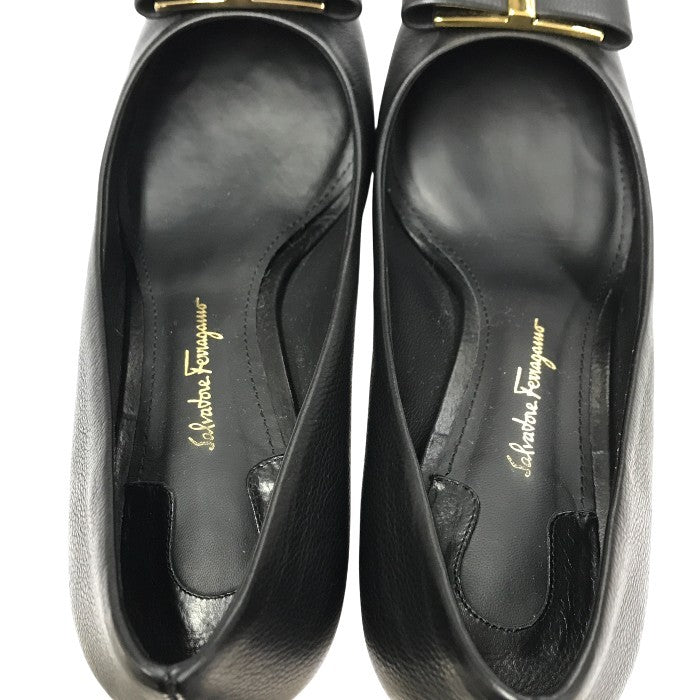 Salvatore Ferragamo フェラガモ CAPUA55 パンプス レディース レザー 変形 太ヒール ブラック 5Dサイズ 中古 T1