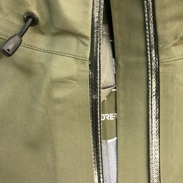 THE NORTH FACE ザノースフェイス クライムライトジャケット マウンテンパーカー レディース GORE-TEX ゴアテックス 防水 レインウェア 無地 軽量 カーキ Mサイズ NPW12003 中古 T1