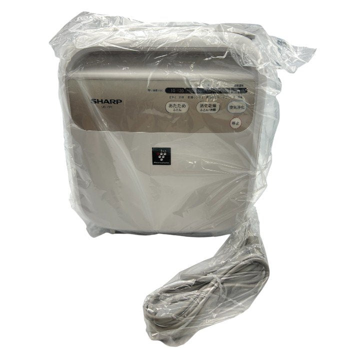 未使用品 SHARP シャープ ふとん乾燥機 UD-CF1-W 布団乾燥機 家電 靴 プラズマクラスター7000 中古 W４