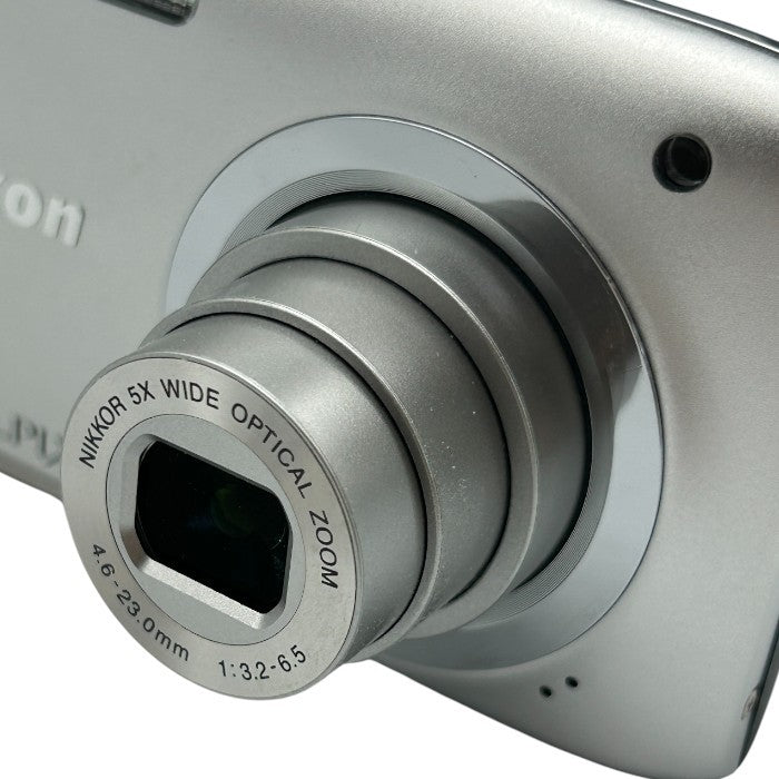 Nikon ニコン COOLPIX デジタルカメラ シルバー 光学5倍ズーム コンパクト 薄型 A100SL デジカメ クールピクス カメラ 撮影 動画 中古 W４