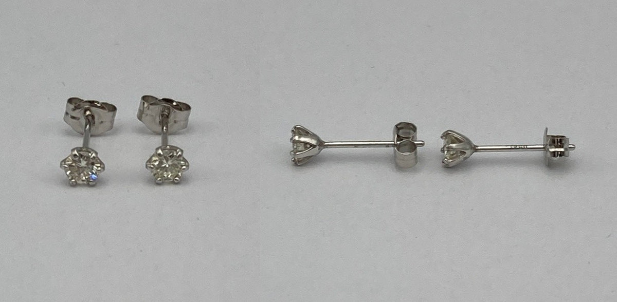 Pt900 1Pダイヤ 0.15ct ピアス 中古 D4