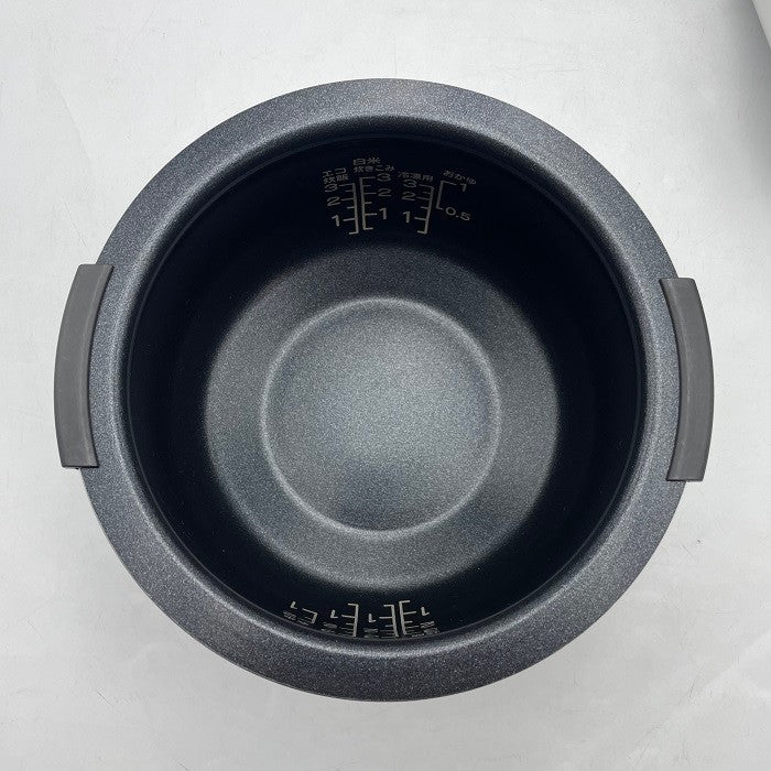 Haier ハイアール 3合 マイコンジャー炊飯器 JJ-M32E2(W) キッチン家電 調理家電 厚窯 中古 R4