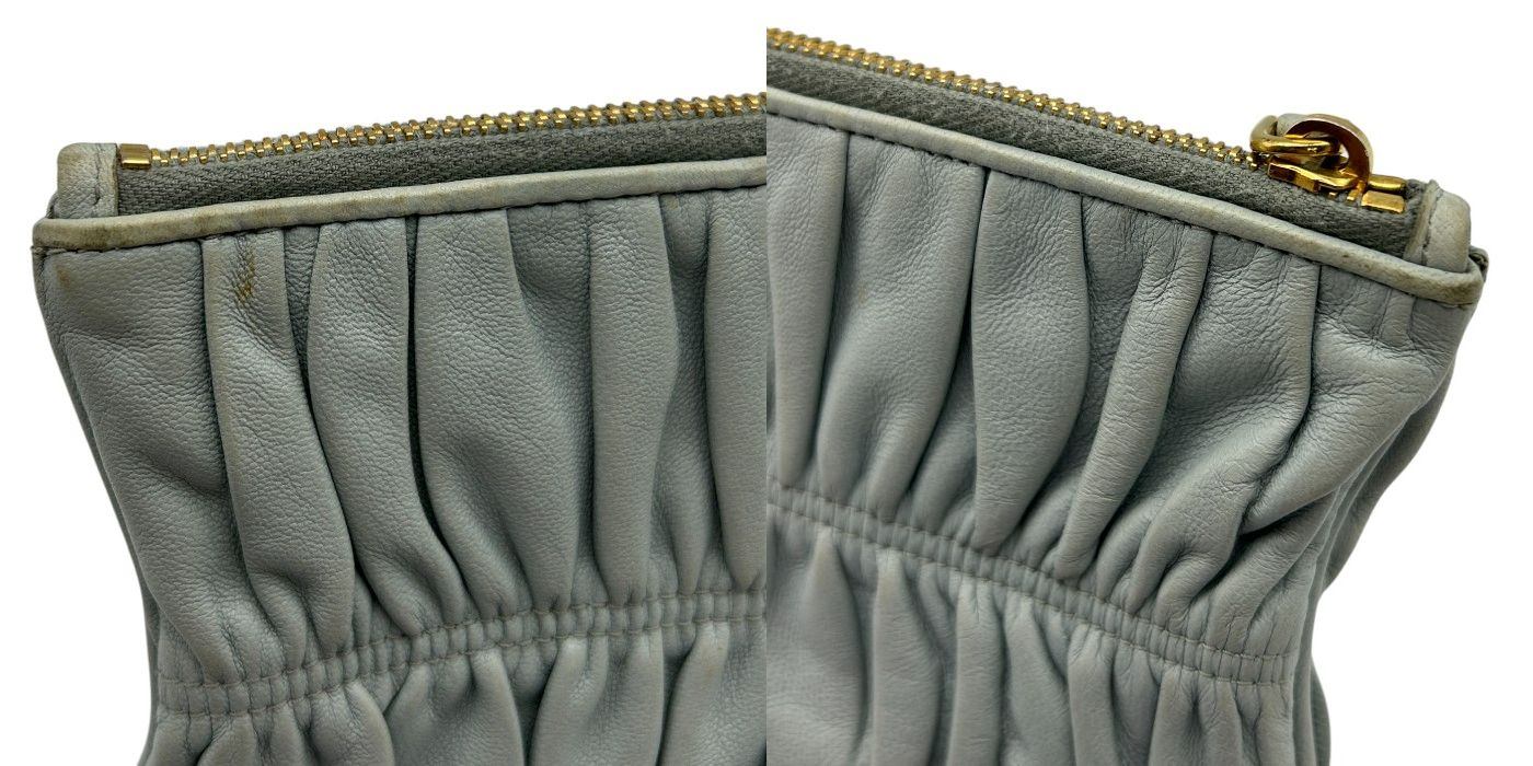 PRADA プラダ フラットポーチ 1M1152 グレー 小物 ブランド ギャザー レディース かわいい ミニ 小さい 中古 W４