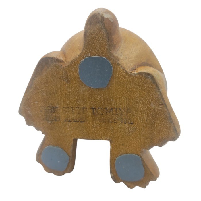 TOMIYA 木彫り 犬のオブジェ 中古 H4