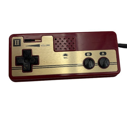 ジャンク品 任天堂 FAMILY COMPUTER ファミコン 本体 HVC-001 Nintendo レトロゲーム ゲーム機 ファミリーコンピューター 中古 W４