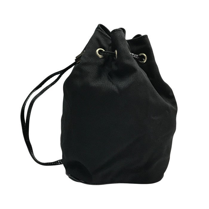 GUCCI グッチ 巾着ポーチ レディース ナイロン ミニバッグ 四角 無地 ブラック 039 0973 002113 中古 T1