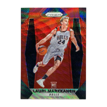PANINI NBAカード PRIZM LAURI MARKKANEN CHICAGO BULLS #247 中古 IT2