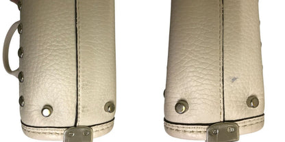 COACH コーチ スワッガー ショルダーバッグ レディース スタッズ レザー 2way ミニ ポーチ オフホワイト ベージュ 57138 鞄 小さい 小物入れ ブランド 中古 W1