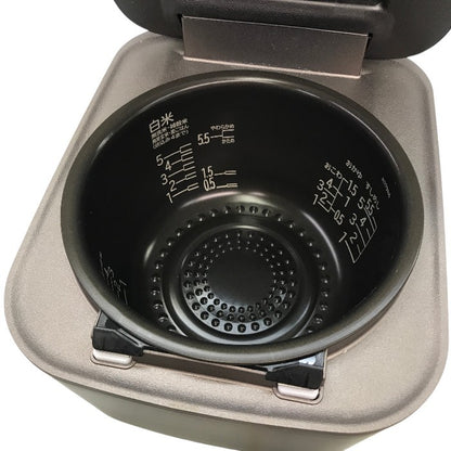 日立 炊飯器 5.5合 圧力&スチームIH ふっくら御膳 RZ-W100FM K 漆黒 日本製 大火力 沸騰鉄釜 蒸気カット 中古 Y1