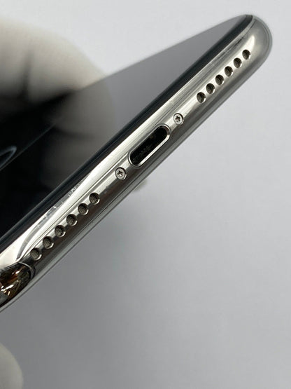 apple iPhone X 64GB シルバー au SIMロック解除済 MQAY2J/A 中古 D4