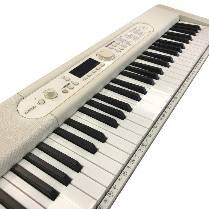 CASIO カシオ Casiotone 電子 楽らくキーボード LK-526 ホワイト 中古 Y1