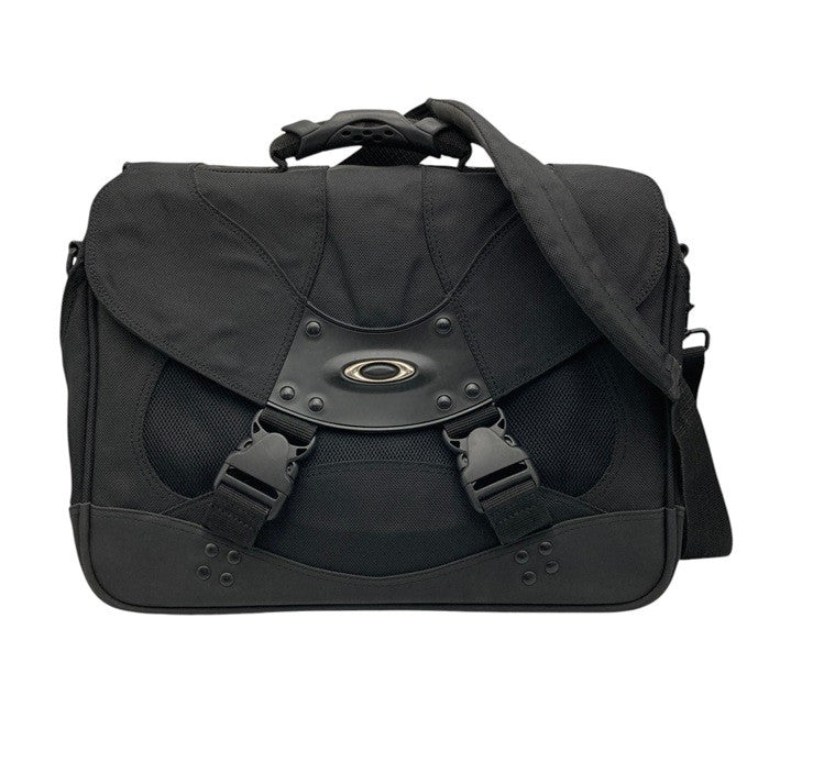 OAKLEY オークリー ビジネスバッグ 中古 D4