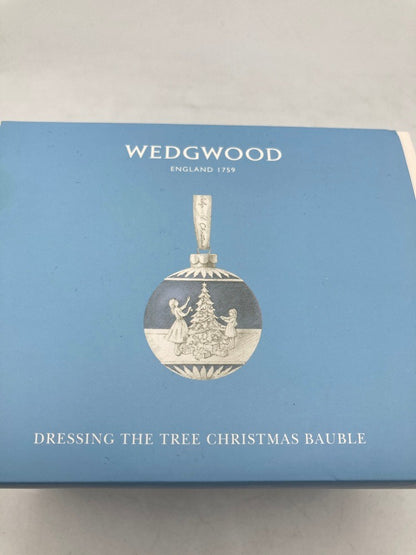 WEDGWOOD ウェッジウッド ホリデイ オーナメント DRESSING THE TREE CHRISTMAS BAUBLE 中古 D4