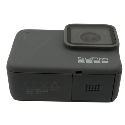 GoPro HERO7 Silver SPTM1 ゴープロ アクションカメラ 家電製品 撮影 4k 充電式 中古 W1