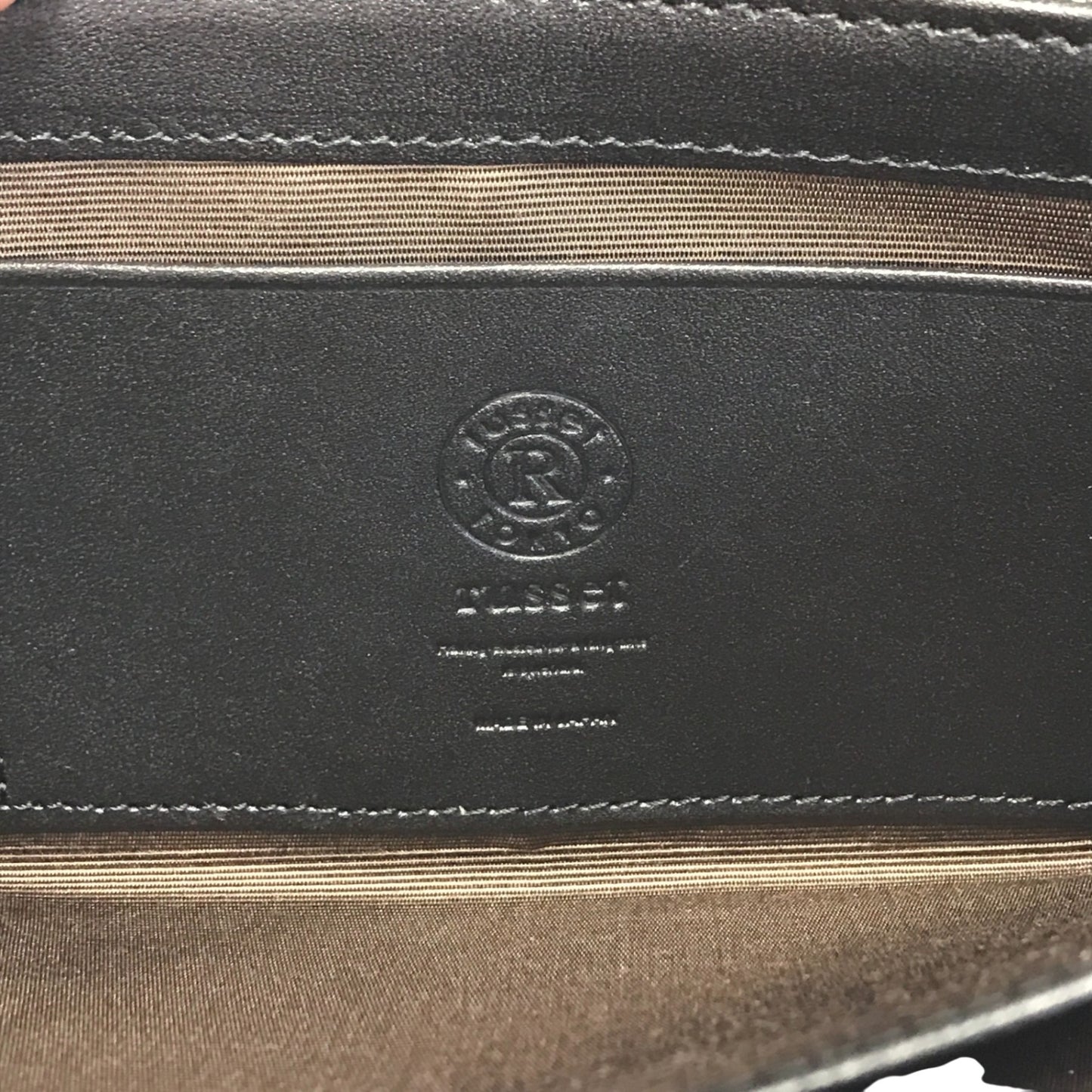 russet ラシット 長財布 レディース ラウンドジップ ファスナー 三層式小銭入れ 収納大 グレー SO-348 中古 T1