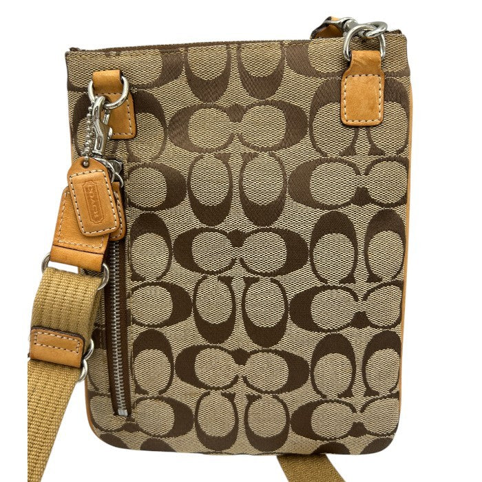 COACH コーチ シグネチャー ショルダーバッグ 鞄 ブランド ミニ コンパクト 小さめ レディース 中古 W４