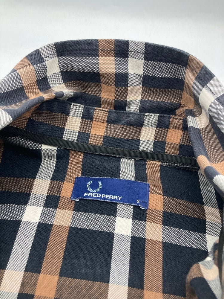 FRED PERRY フレッドペリー チェック柄 長袖シャツ ボタンダウン サイズS 中古 D4