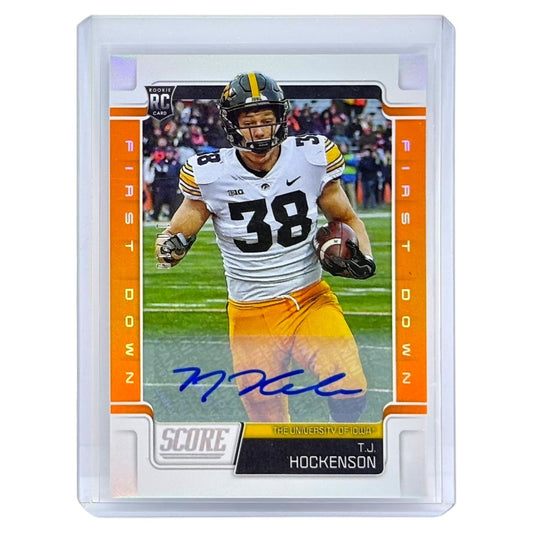 PANINI NFLカード SCORE T.J. HOCKENSON THE UNIVERSITY OF IOWA /10 #422 中古 IT1