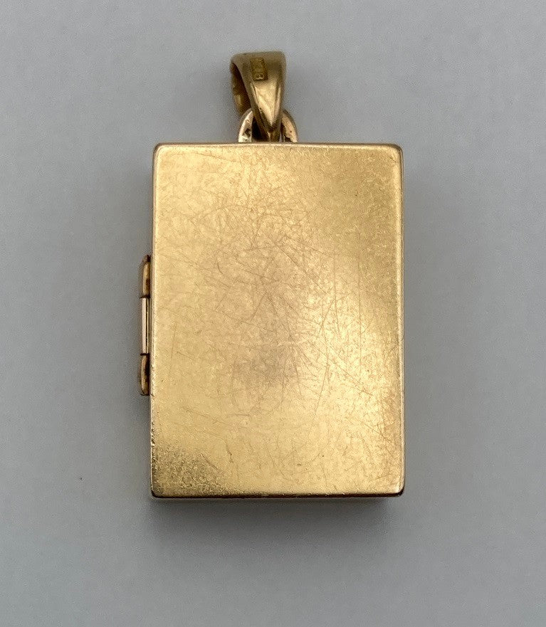 K18 ボックス型 ロケット ペンダントトップ 中古 D4