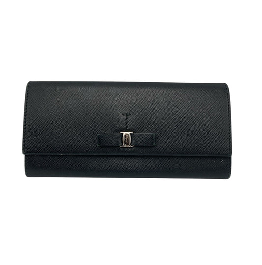 Salvatore Ferragamo フェラガモ ヴァラリボン 長財布 レザー 22-A994 中古 D4