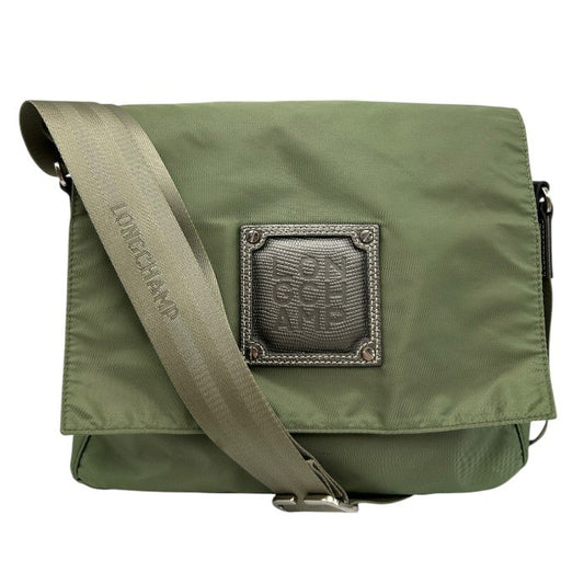 LONG CHAMP ロンシャン ショルダーバッグ 鞄 肩掛け 斜め掛け カーキ レザーロゴ レディース ナイロン 中古 W４