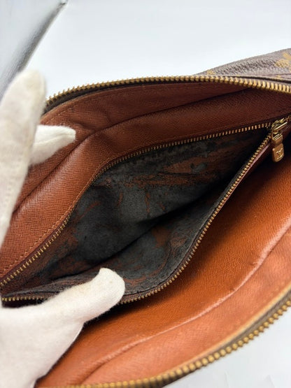LOUIS VUITTON ルイヴィトン モノグラム トロカデロ 27 ショルダーバッグ ユニセックス 斜め掛け M51274 鞄 おしゃれ 小さめ 中古 W1