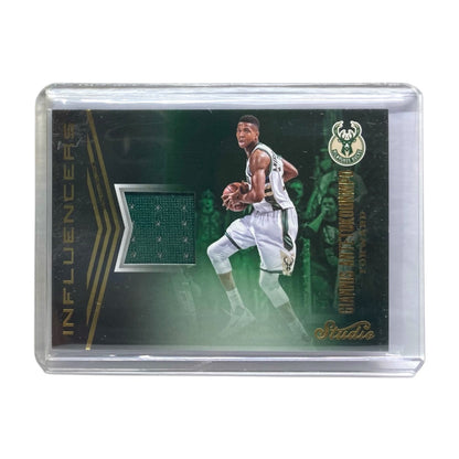 PANINI NBAカード STUDIO GIANNIS ANTETOKOUNMPO MILWAUKEE BUCKS #22 中古 IT2