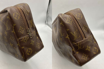 LOUIS VUITTON ルイヴィトン モノグラム トゥルーストワレット28 化粧ポーチ M47522 中古 D4